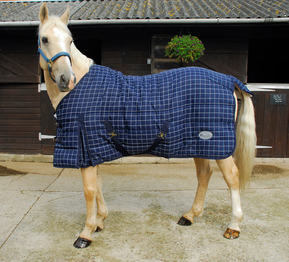 Rhinegold ‘Denver’ Light-Mid Weight Stable Quilted Rug Rhinegold ‘Denver’ Light-Mid Weight Stable Quilted Rug