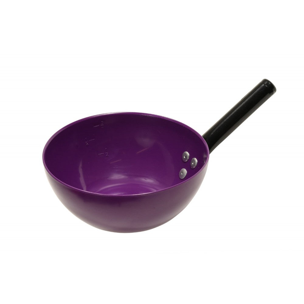 STUBBS Feed Scoop - Plastic (S80) STUBBS Feed Scoop - Plastic (S80)